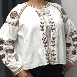 RD&koko embroidered top. Size Large. Color white and cream.